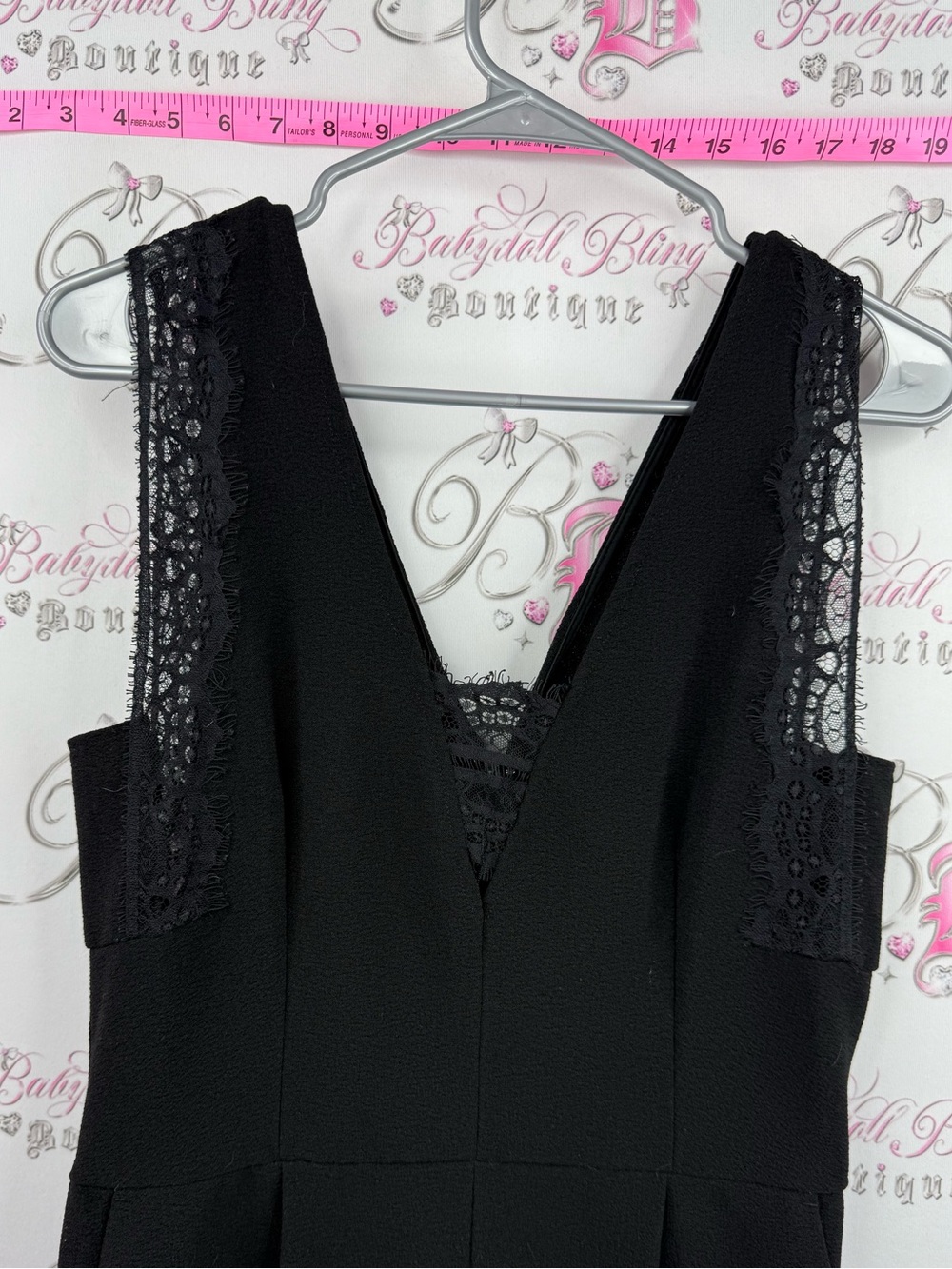 Dynamite romper jumper one piece lace Black V-Neck Lace-Trim Romper - Picture 4 of 12